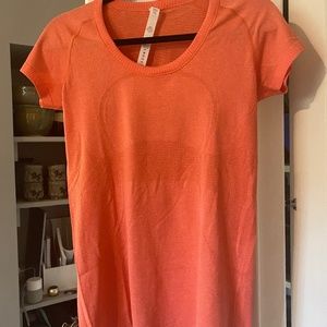 Lululemon short sleeve swifty size 8